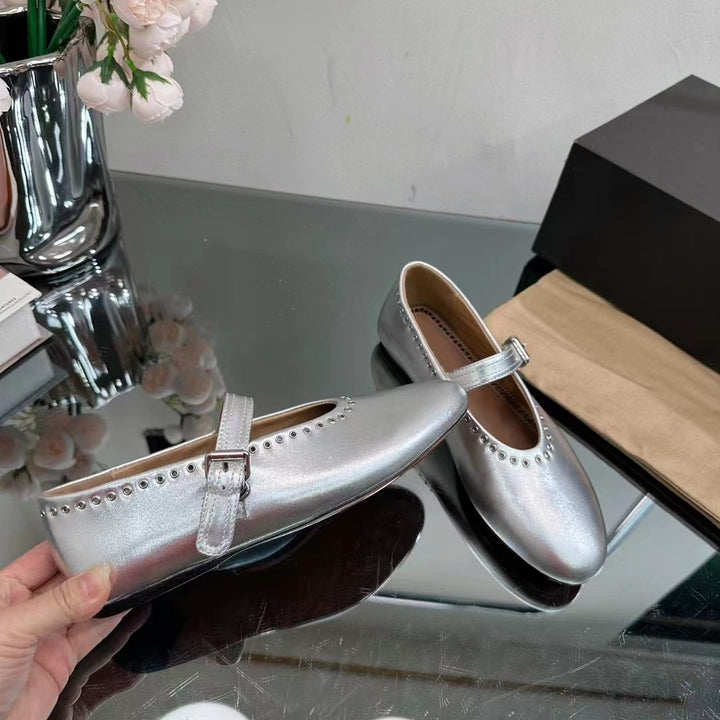 Femme Elegante Strap Ballerinas med strassdetaljer Stilla