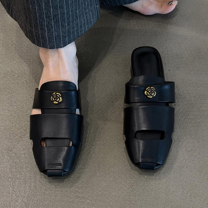 Femme Stilfulde Åbne Tå Mules med Dekorativ Rosenpynt Stilla