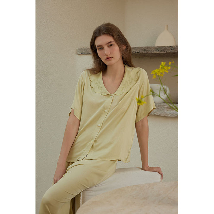 Dame Pyjama-Sæt med elegant blondekant og komfortabel pasform Stilla