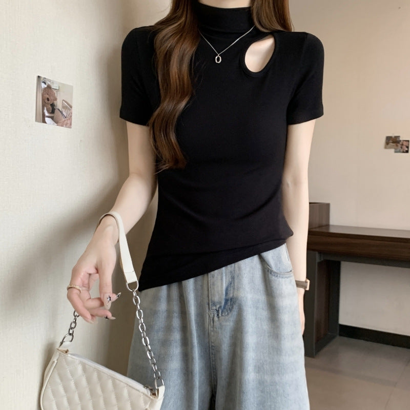 Femme Kortærmet Cut-Out Ståkrave Top Stilla