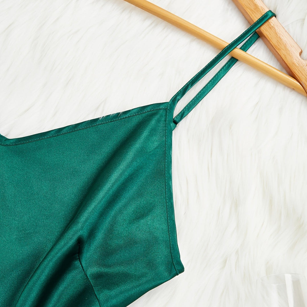 Kvinder Luksus Satin Loungewear Sæt med Spidsdetaljer Stilla