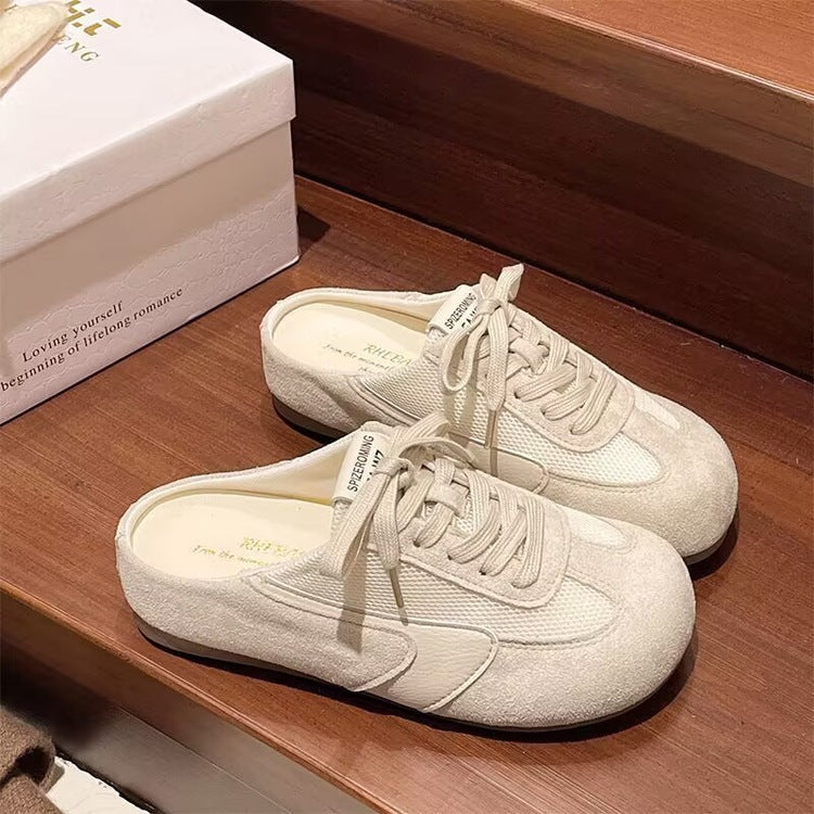 Dame fritids-sneakers i sportslig retro-stil med åndbart mesh-yderside og skridsikker sål Stilla