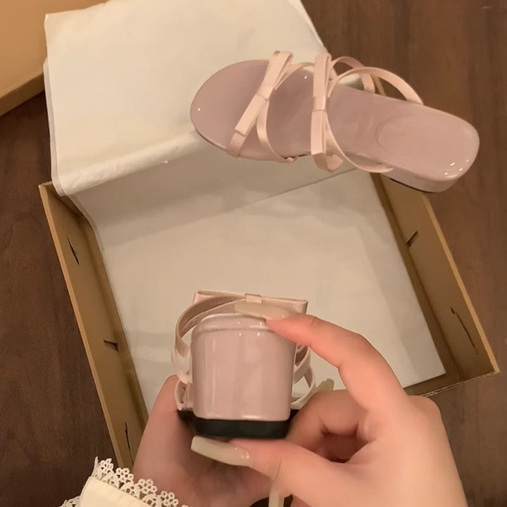 Dame Plateau-sandaletter med elegant sløjfe-detalje og skridsikker sål Stilla