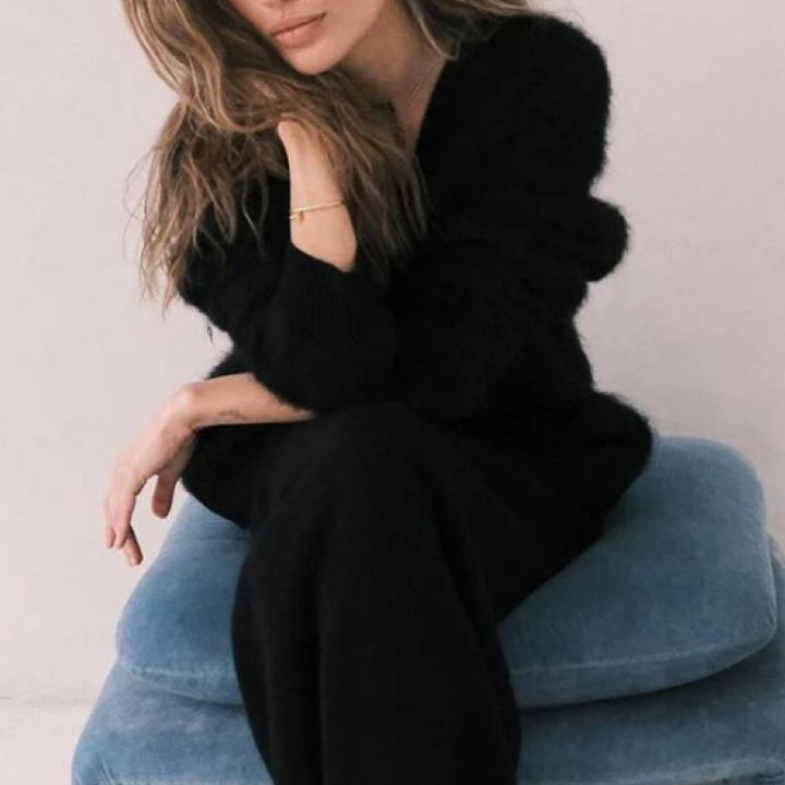 Kvinder Fluffy Cardigan med V-hals og knapdetalje Stilla