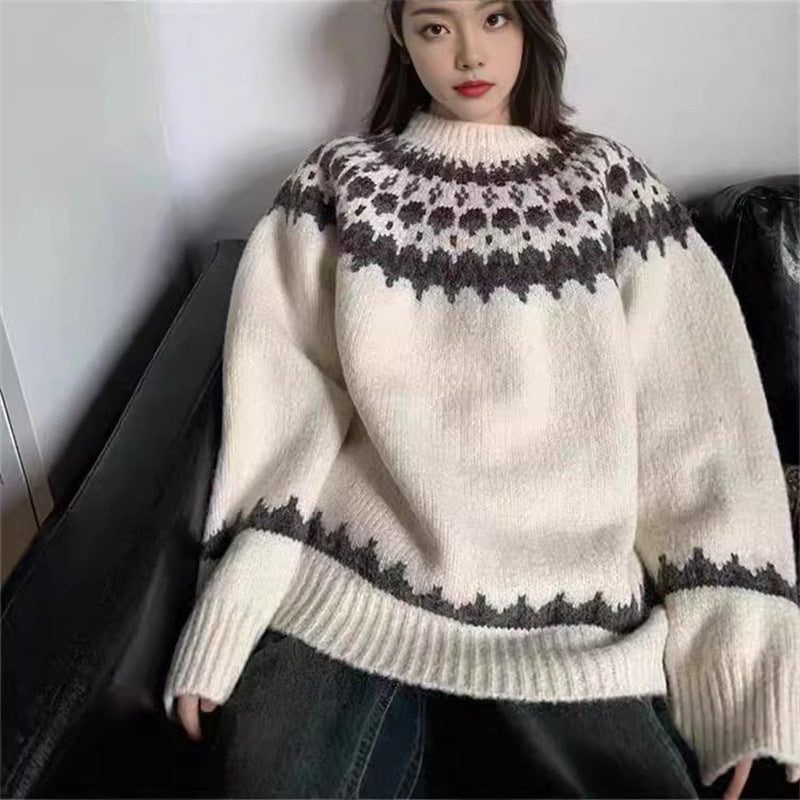 Dame strikket sweater med norsk mønster Stilla