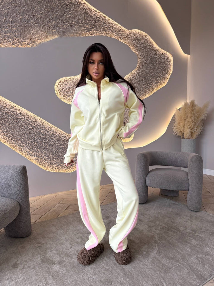 Dame sporty tracksuit med moderne lynlås og sidestriber Skovae