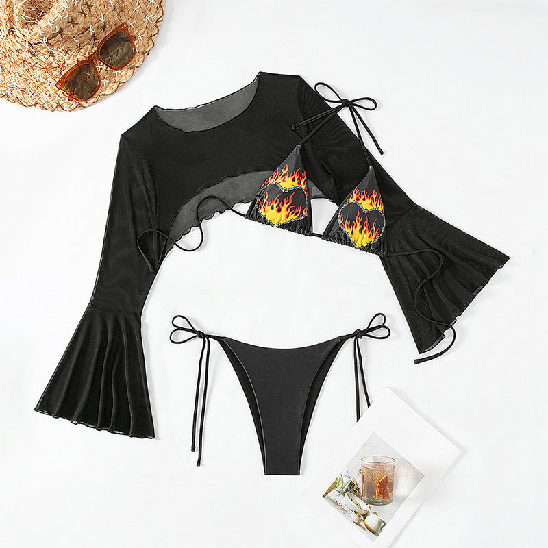 Dame bikini-sæt med gennemsigtig top og brændende detaljer Stilla
