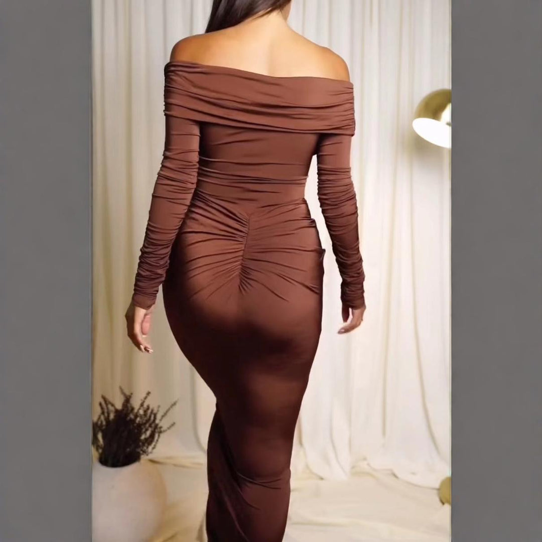 Damer Elegant og Figur-Fittende Aftenkjole med Off-Shoulder Design og Ruffles