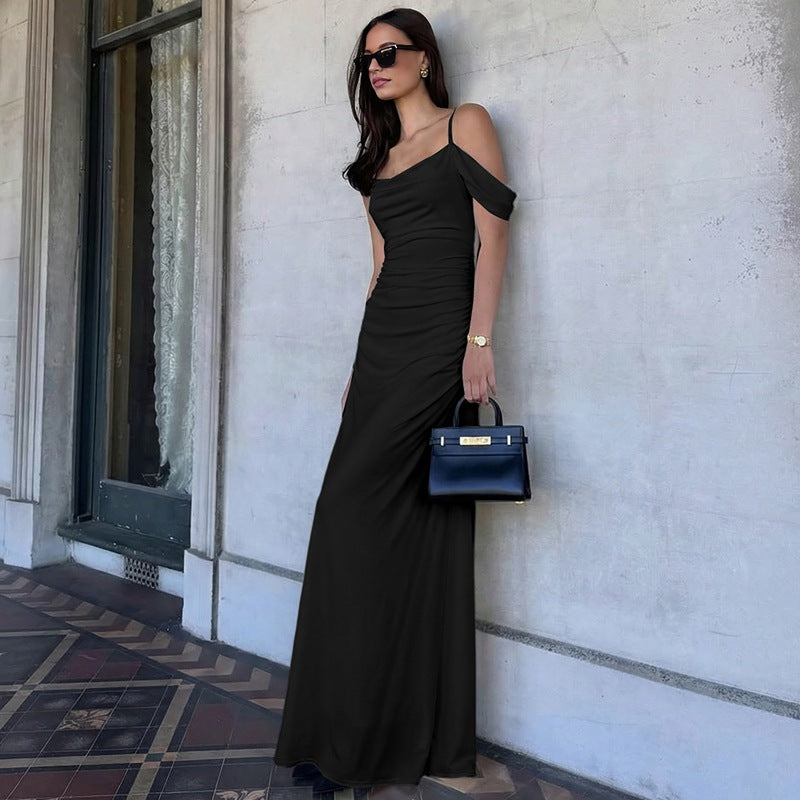 Dame Elegant gulvlange kjole med unik drapering Skovae
