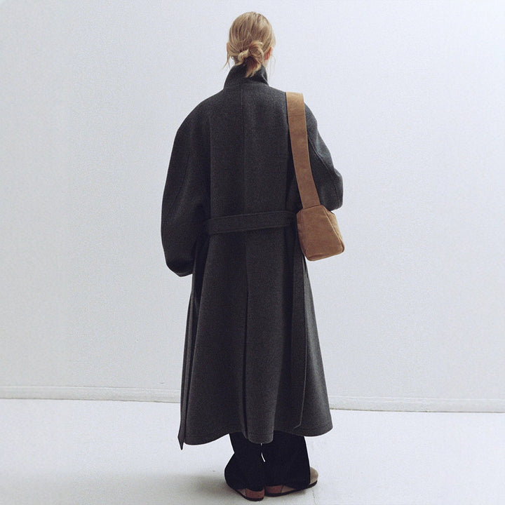 Kvinders elegante og oversized uldfrakke Stilla