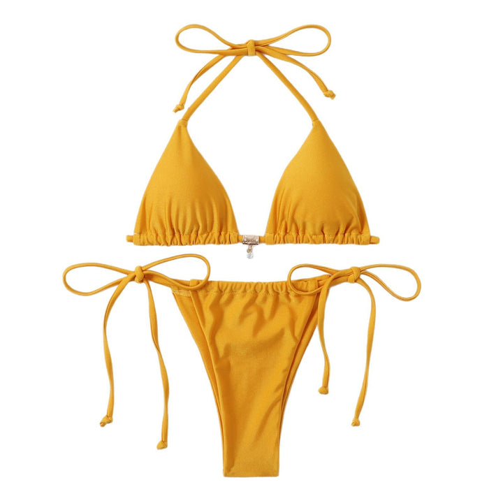 Dame Triangle-Bikini med justerbare stropper og elegant detalje Stilla