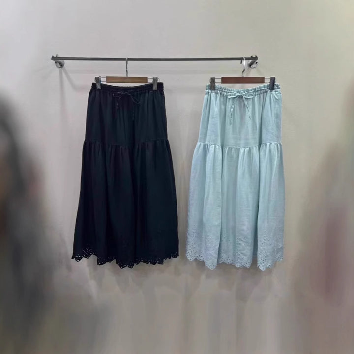Femme lagdelt Maxi-nederdel med spidstekant Stilla