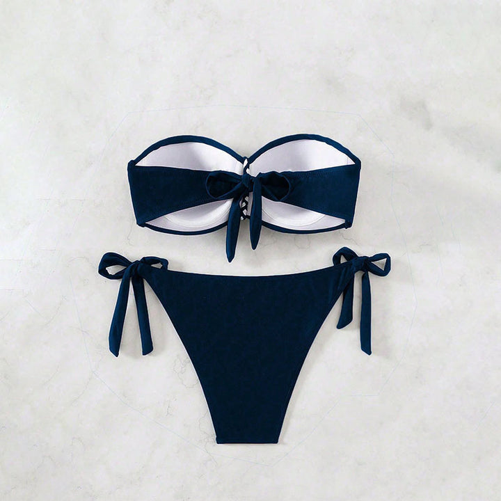Dame bandeau-bikini med justerbare stropper og raffineret drapering Skovae