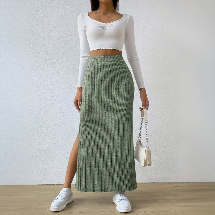 Damer max nederdel med elegant ribbet design og sideslids Stilla