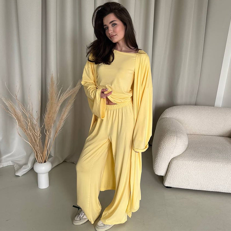 Dame Lounge-sæt med let oversized bluse og bredt bukseben Stilla