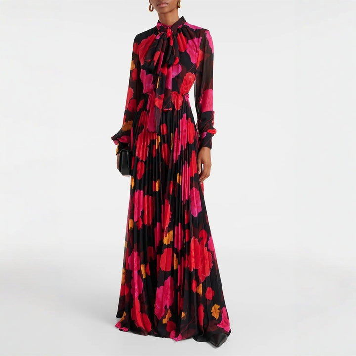 Dame maxikjole med chic blomsterprint og elegant opretstående krave Skovae