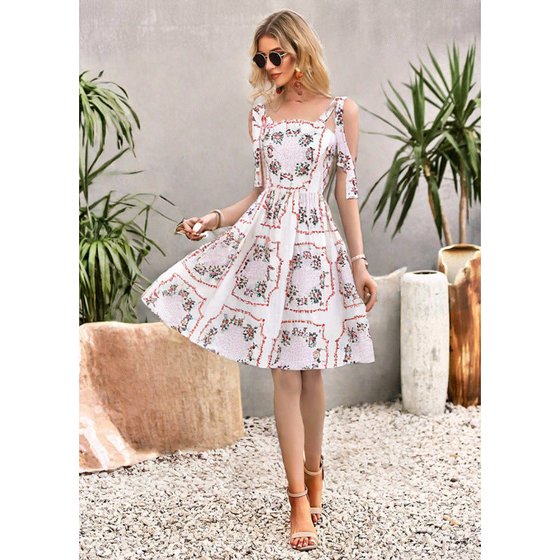 Dame Cold Shoulder Floral Mini Kjole Stilla