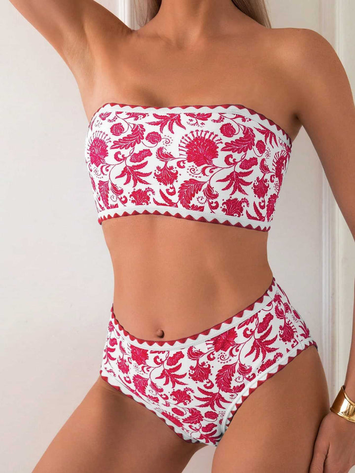 Dame bandeau bikini med trendy floralt design Skovae