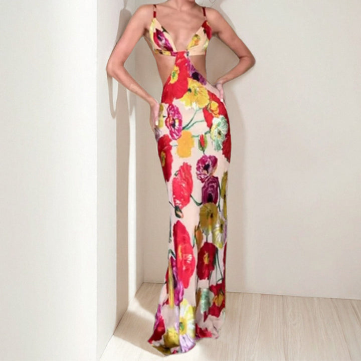Dame Maxikjole med floralt cut-out-design og spaghettistropper Stilla