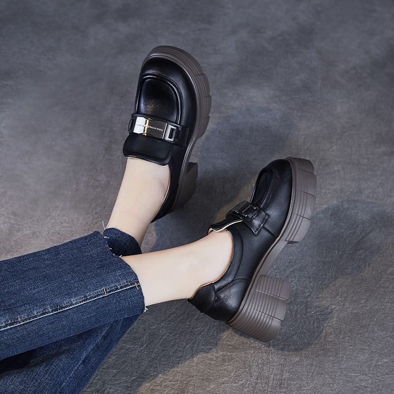 Dame Chunky Platform Slipper med dekorativ spænde Stilla