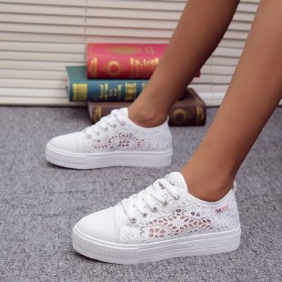 Dame Sporty Sneakers med luftgennemtrængeligt spids-design Stilla