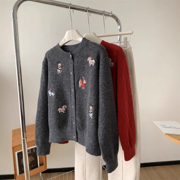 Dame cardigan med farverigt broderi design og elegant snit Stilla