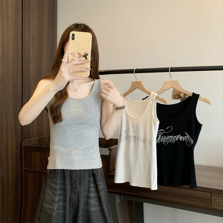 Dame Sleek Rib-top med Strassdetaljer Stilla