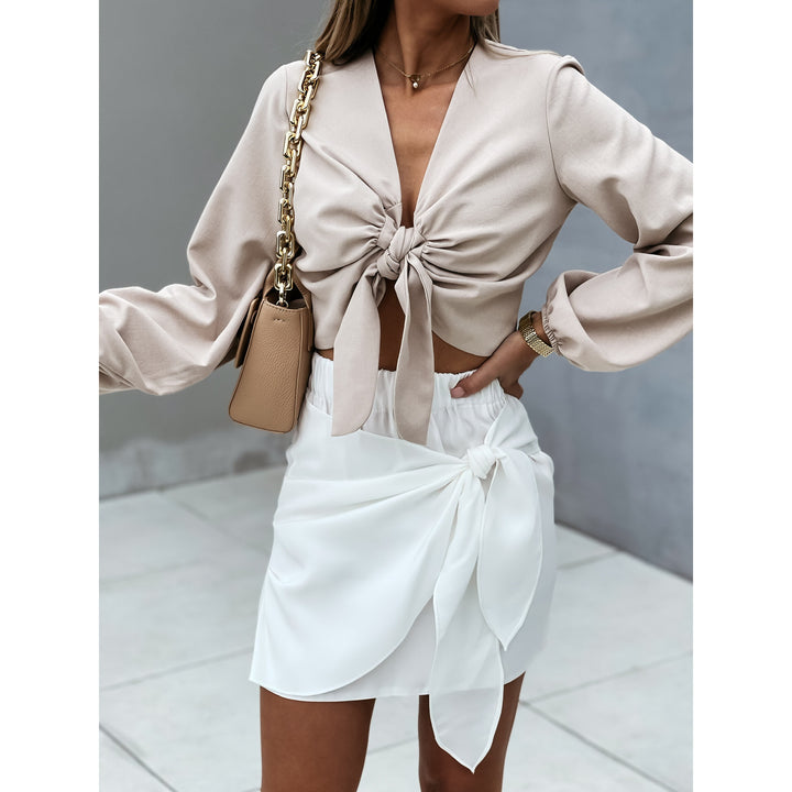Damer Cropped Bluse med dekorativ knude og vidte ærmer Stiila