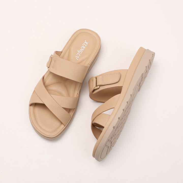 Dame flip-flops med elegant snit og justerbar rem Stilla