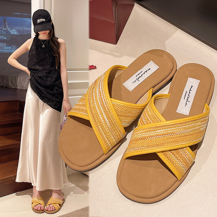Femme Stilfulde Slip-On Remsandaler med Komfortabelt Remdesign Stilla