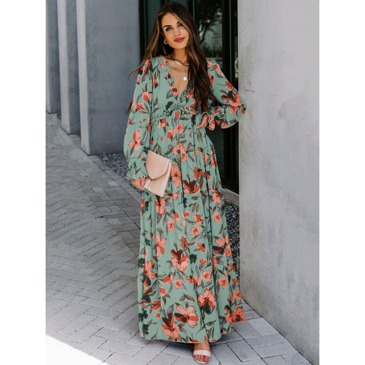 Femme Floral Maxi Kjole med Ruffle ærmer og dyb V-nakke Stilla