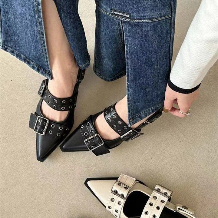 Dame Slingback-pumps med modische spænder og spids tåområde Stilla