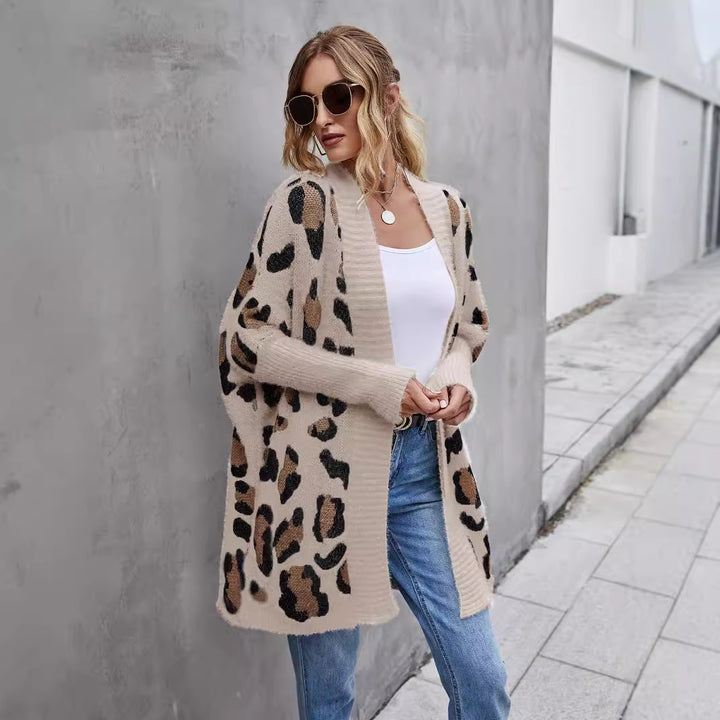 Pigernes hyggelige cardigan med trendy leopardmønster Stilla