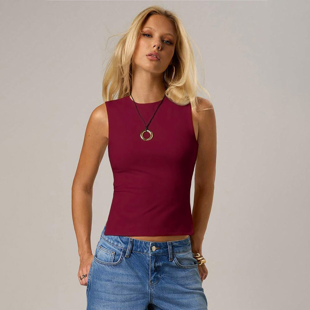 Dame fitted tanktop med elegant udskæring og justerbare stropper Stilla