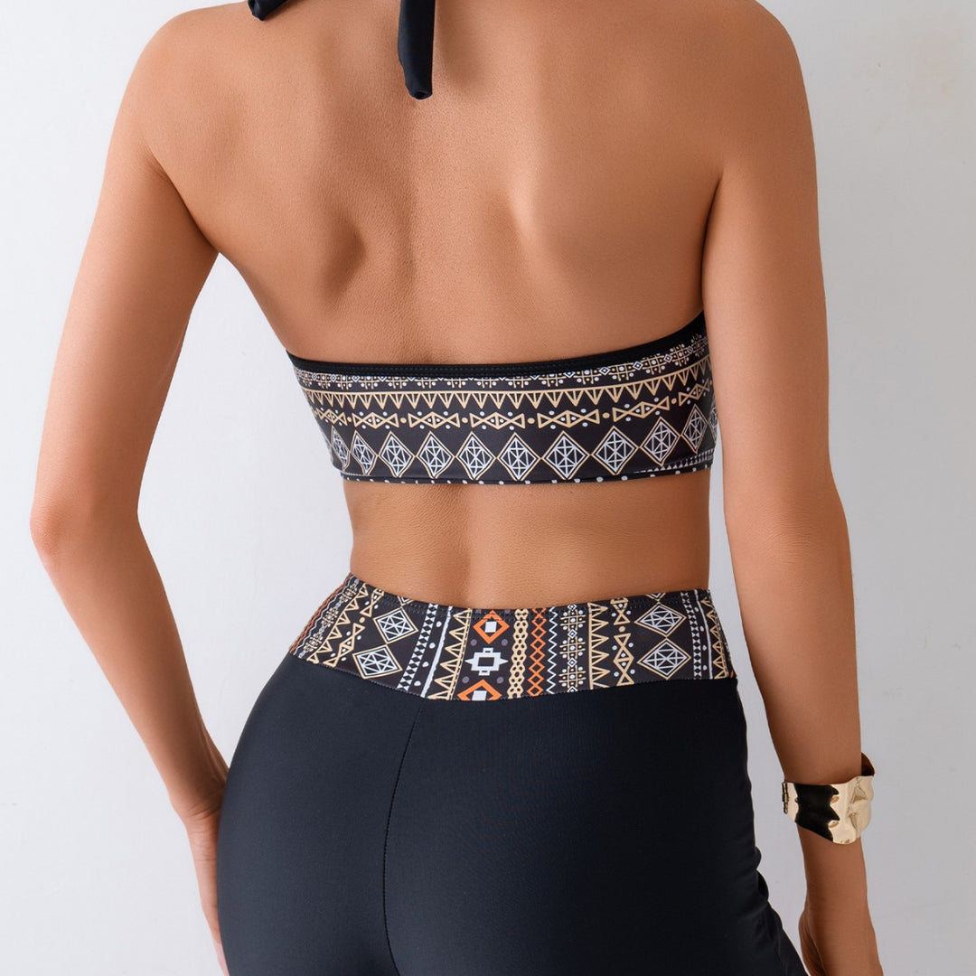 Dame Sport-Bikini med moderne halterneck-design og justerbar talje Stilla