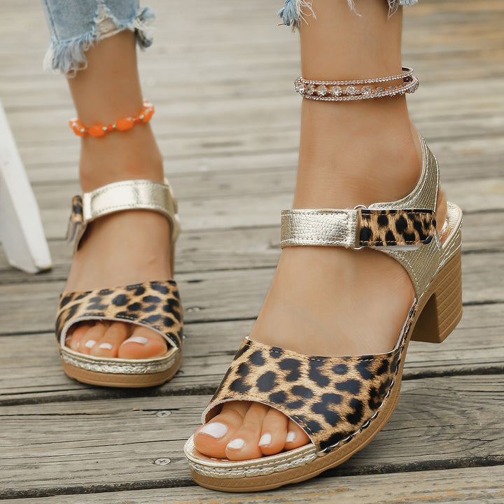 Dame mode Plateau-sandaler med leoparddesign og justerbar rem Stilla