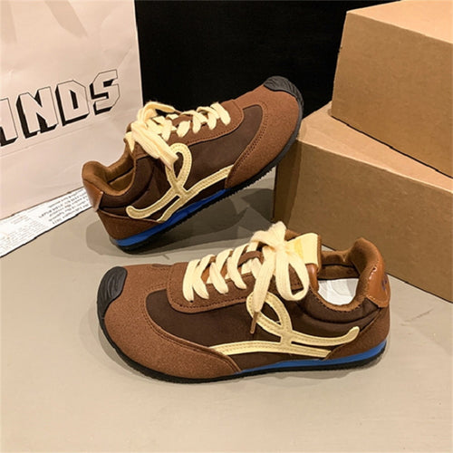 Dame Sneakers med moderne design og åndbar overfladestruktur Stilla