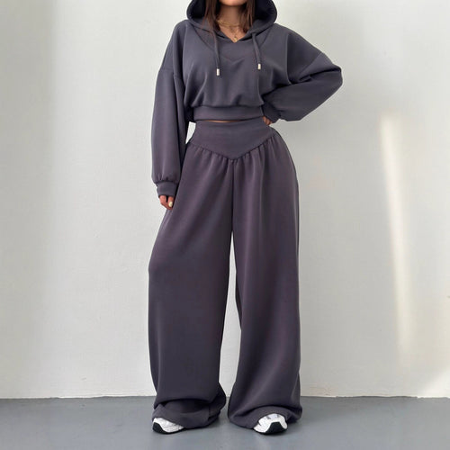Kvinders afslappede sports loungewear sæt med cropped hoodie og brede bukser