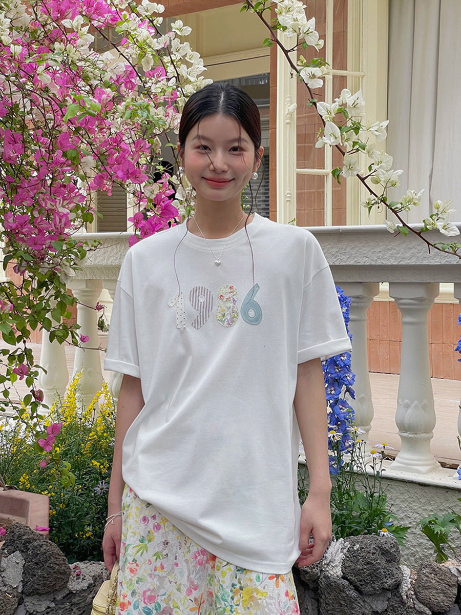 Dame T-shirt med kreativ grafisk tryk og afslappet pasform Stilla