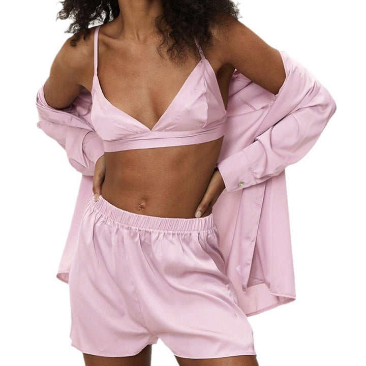 Dame Sæt bestående af elegant satin-BH og shorts med raffineret snit Stilla