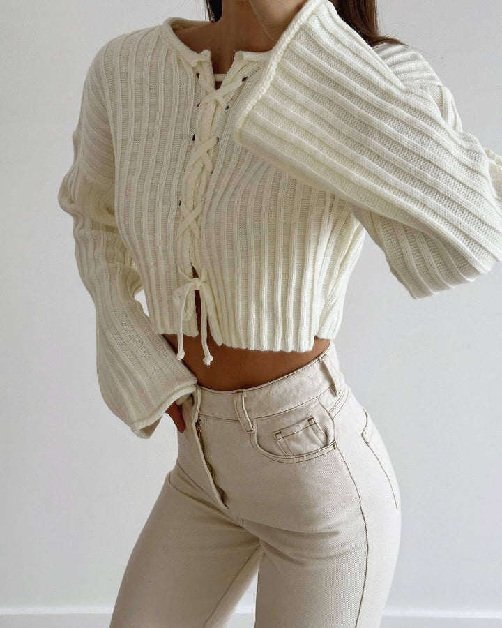 Kvindernes løse strikket sweater med kabeldesign Stilla