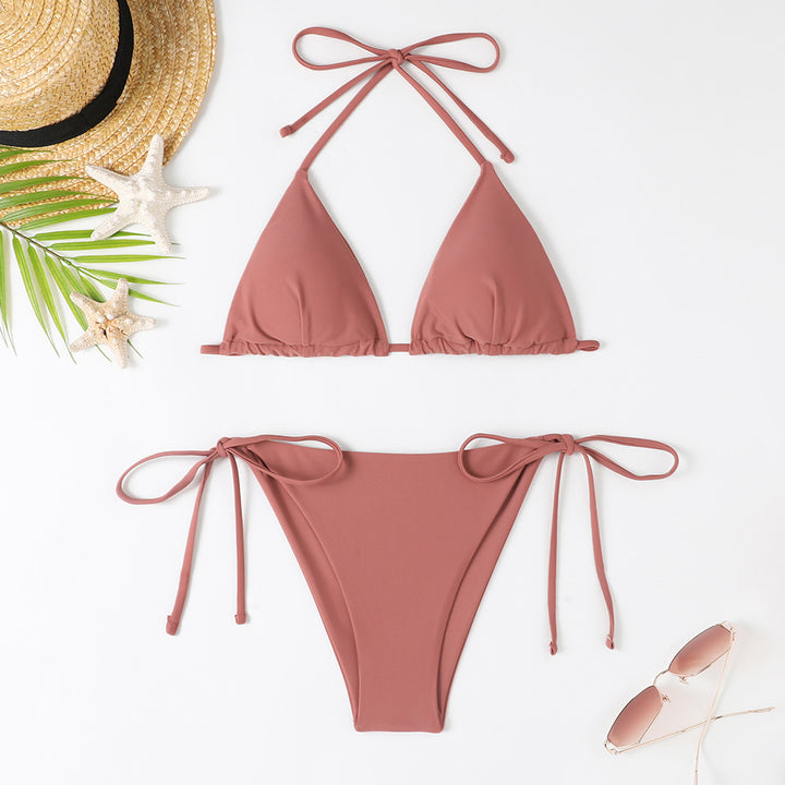 Dame triangel-bikini med justerbare bindebånd og raffinerede detaljer Skovae