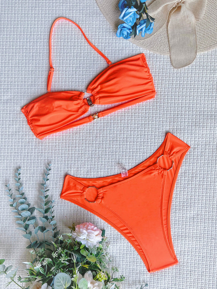 Dame bandeau-bikini med glamourøse ringdetaljer Skovae