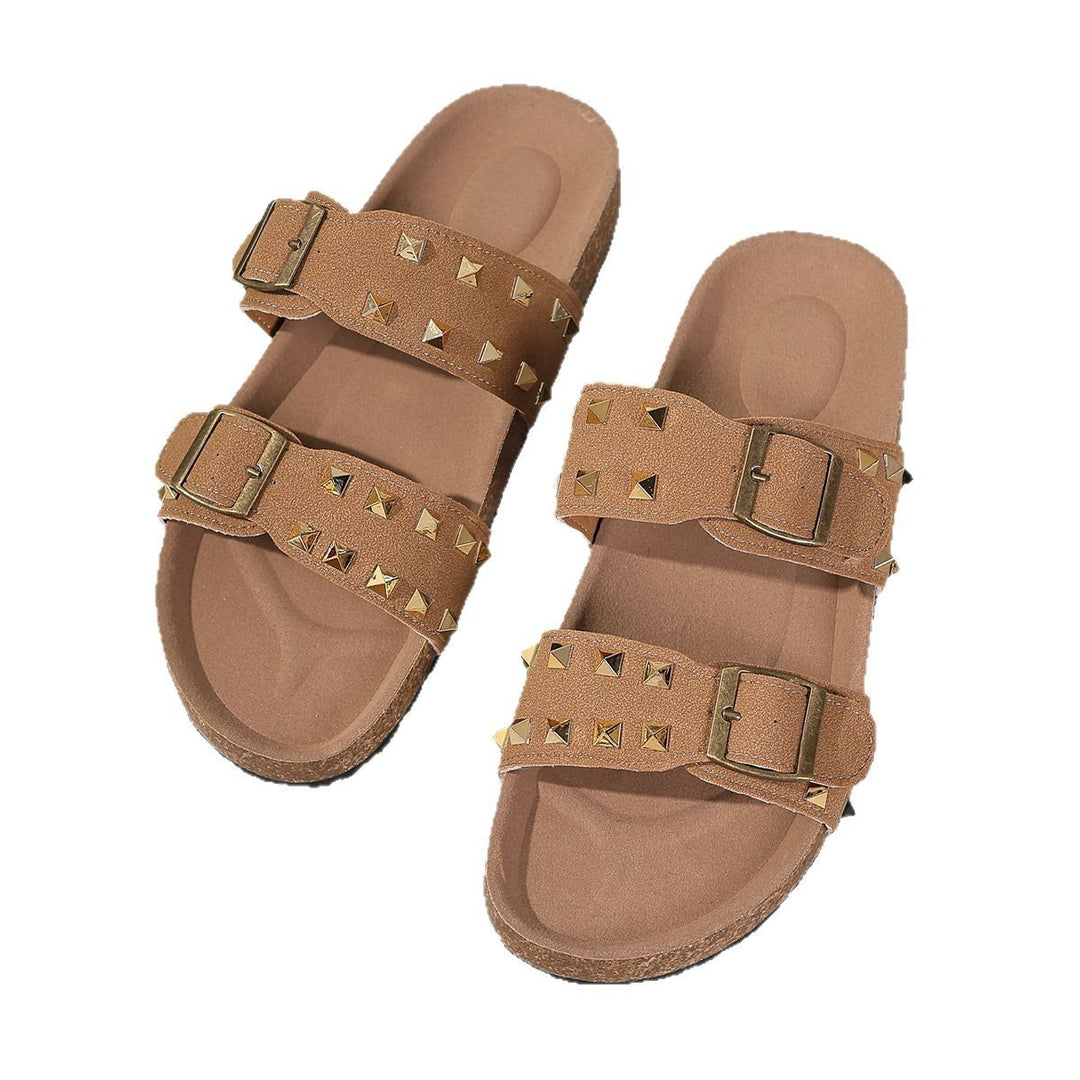 Dame sandaler med stilfuldt nitte-design og justerbare spænder Stilla