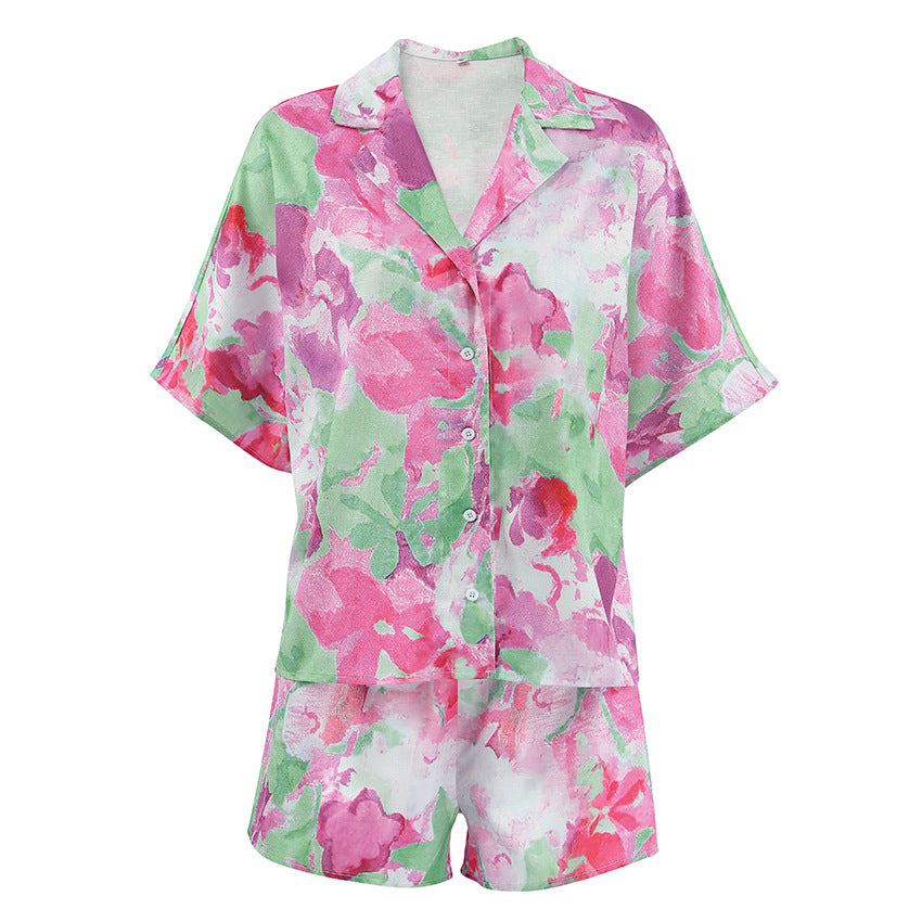 Dame afslappet sæt bestående af oversized bluseoverdel og shorts med blomstermønster Stilla