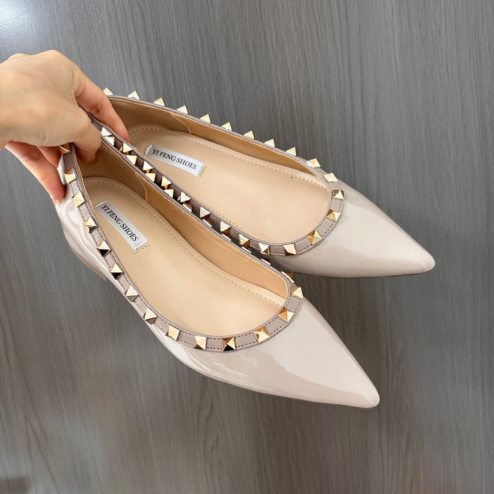 Dame elegante spidse Ballerinas med nitter Stilla