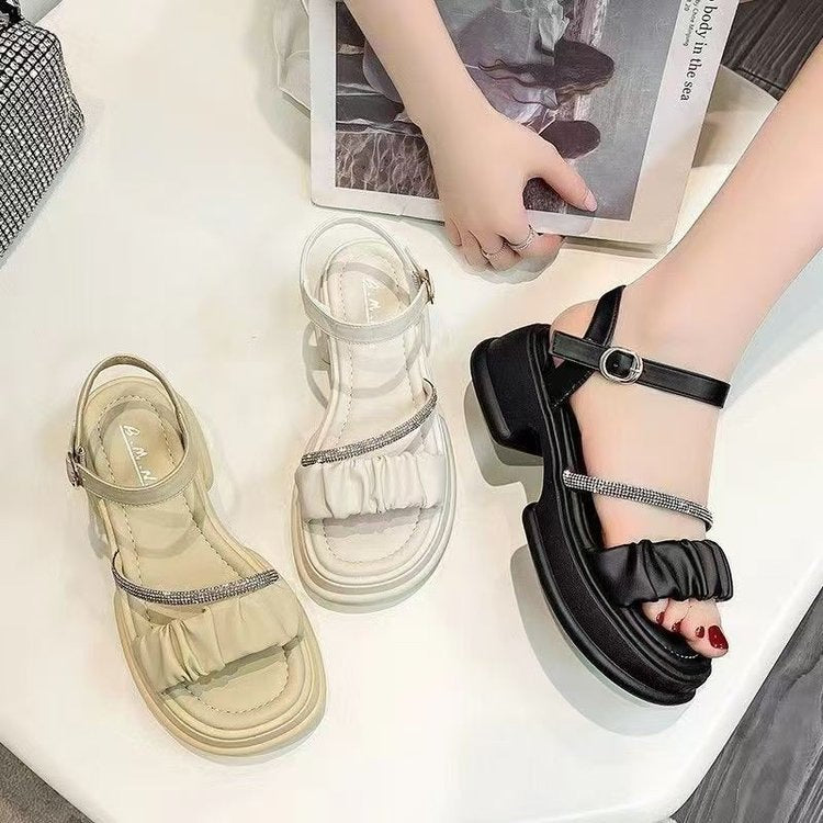 Dame sandaler med raffineret rufflesdesign og modisk blokhæl Stilla
