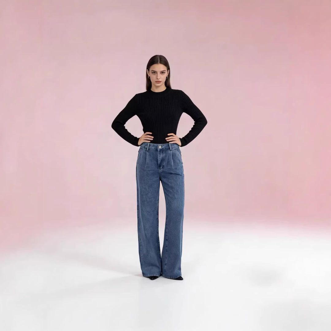 Dame højt skåret løse bukser i afslappet stil med elegant plisering Skovae