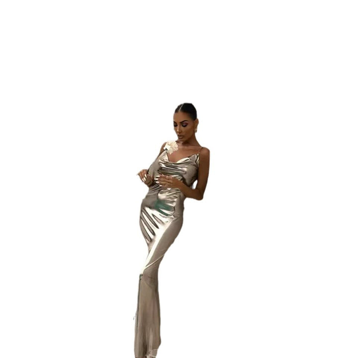 Dame maxikjole med elegant snit og raffinerede cut-outs Stilla