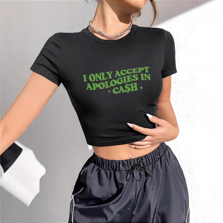 Dame Crop-T-Shirt med kunstnerisk statementtryk Skovae